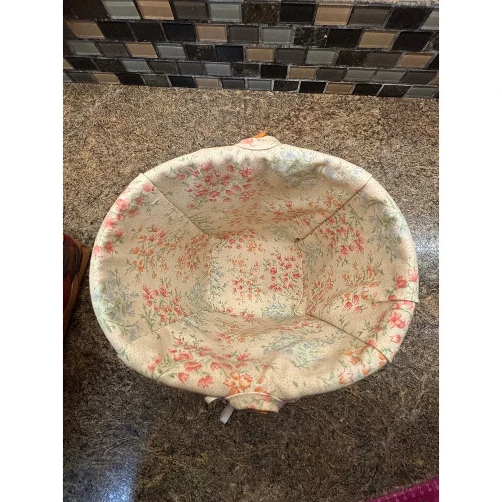 Longaberger 2001 Handwoven Basket with Lid Floral Liner and To Mom With Love Tag